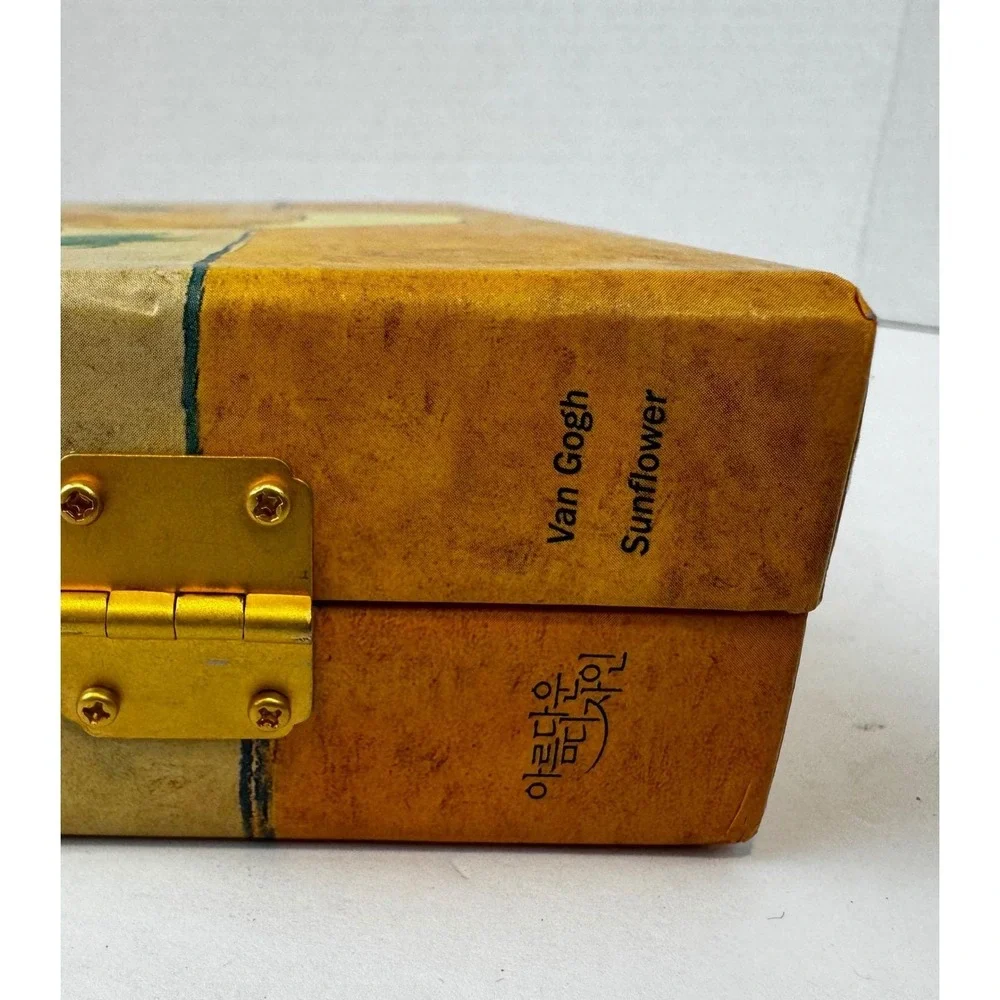 The Unbranded Brand vintage inspired
